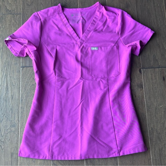 Figs Technical Collection Scrub Top. XS. - Picture 1 of 4